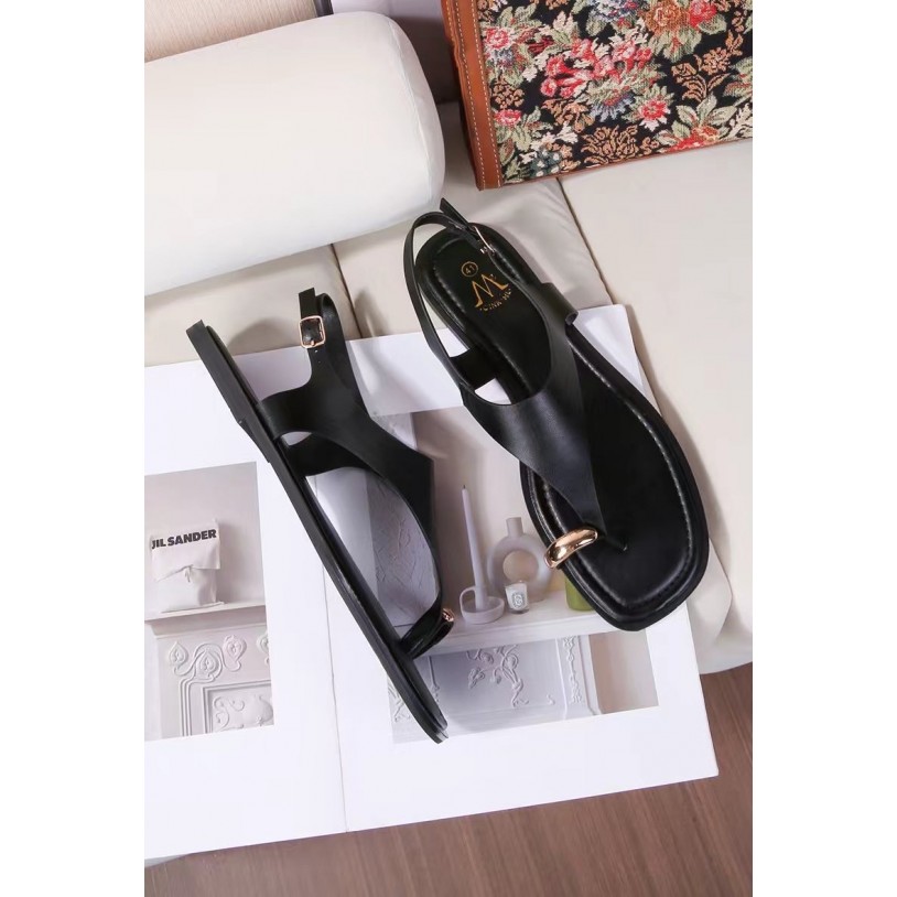 DM-7G06 Grande pointure