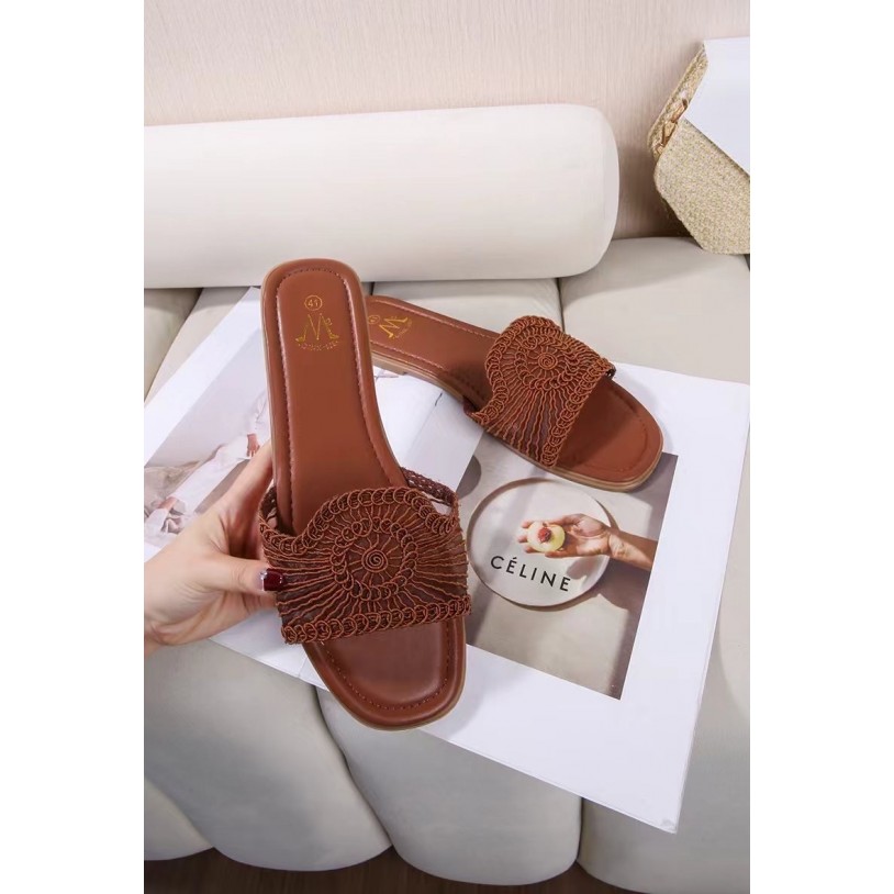 DM-7G23 Grande pointure