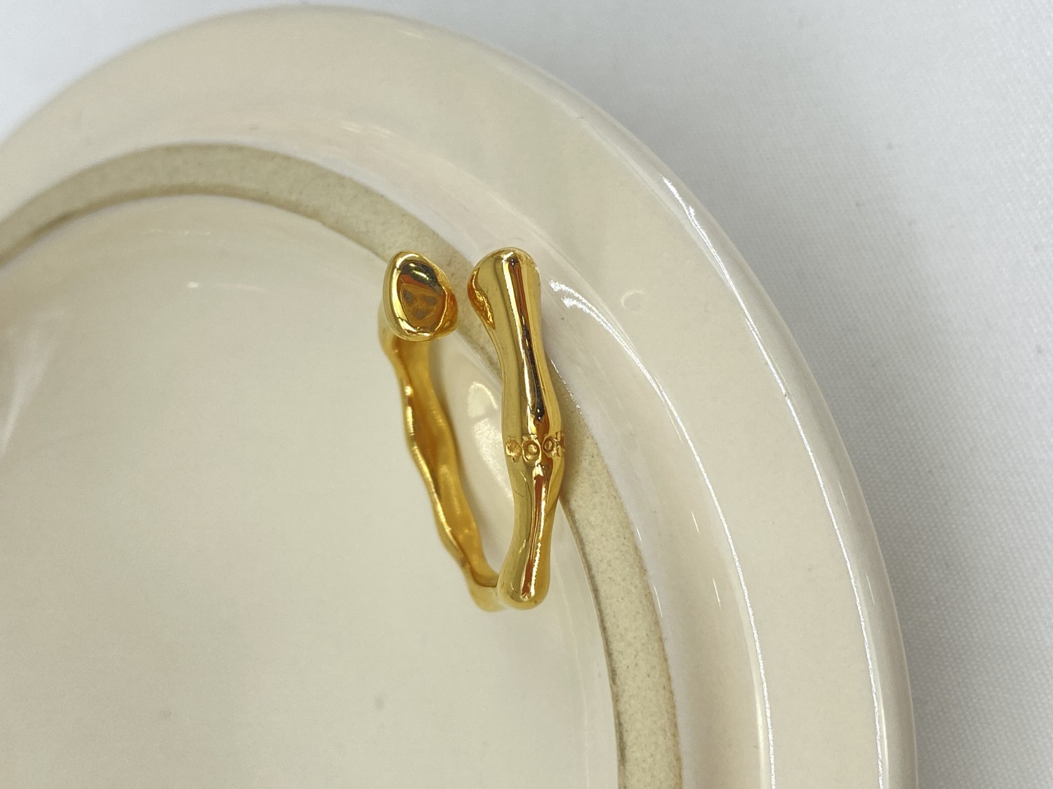 BAGUE28-33