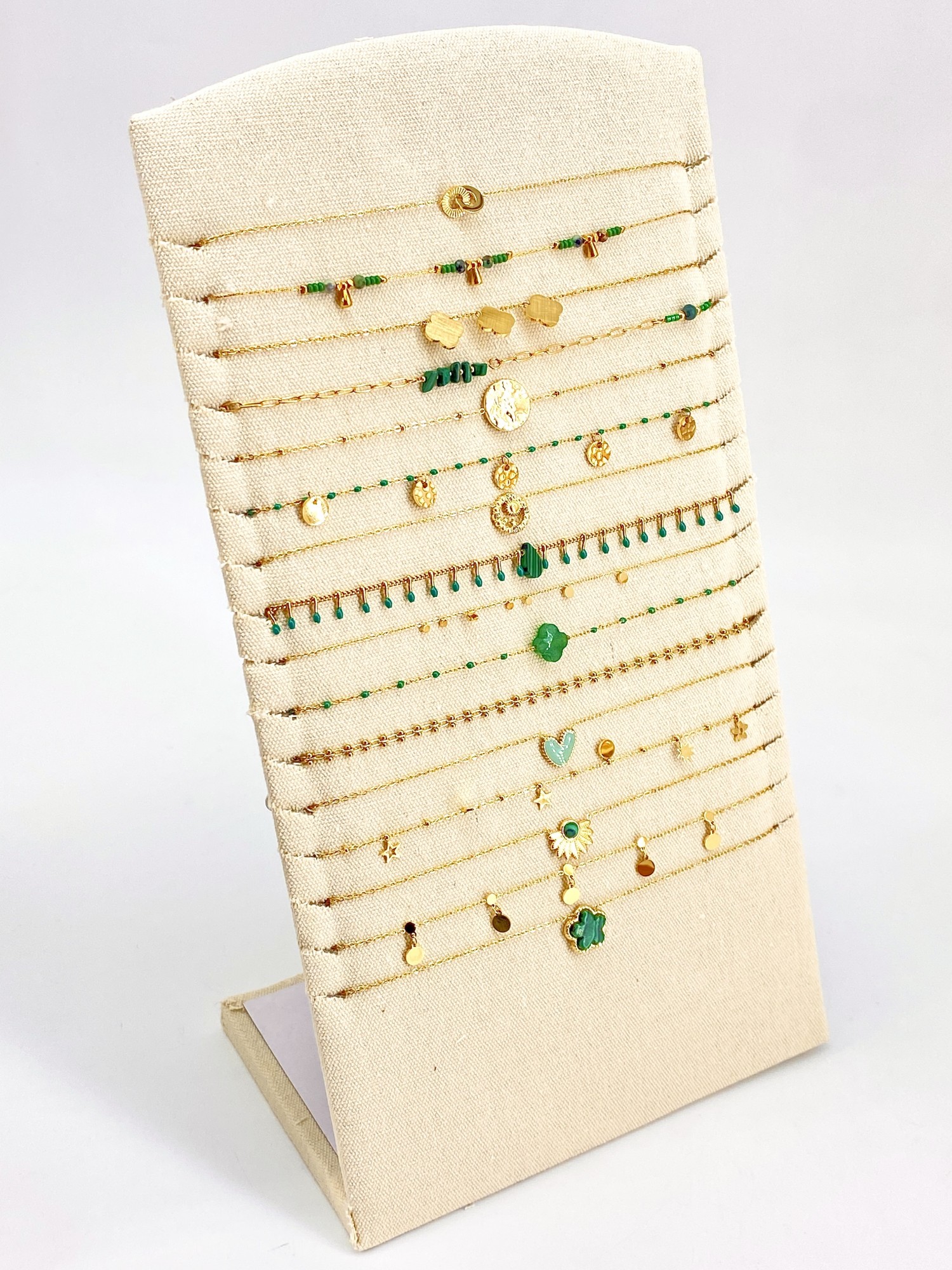 LOT16COLL640-2