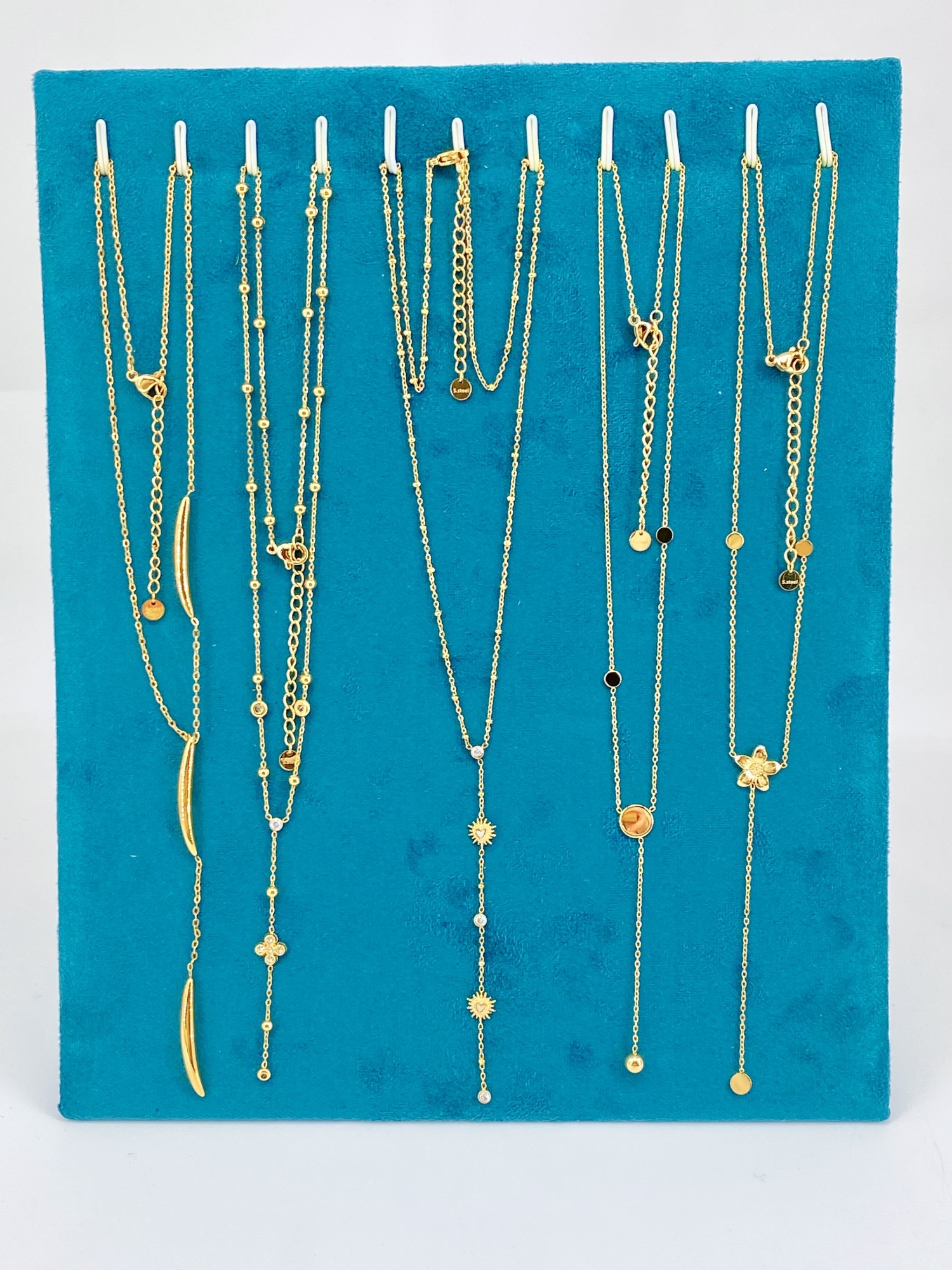 LOT5COLL285-1