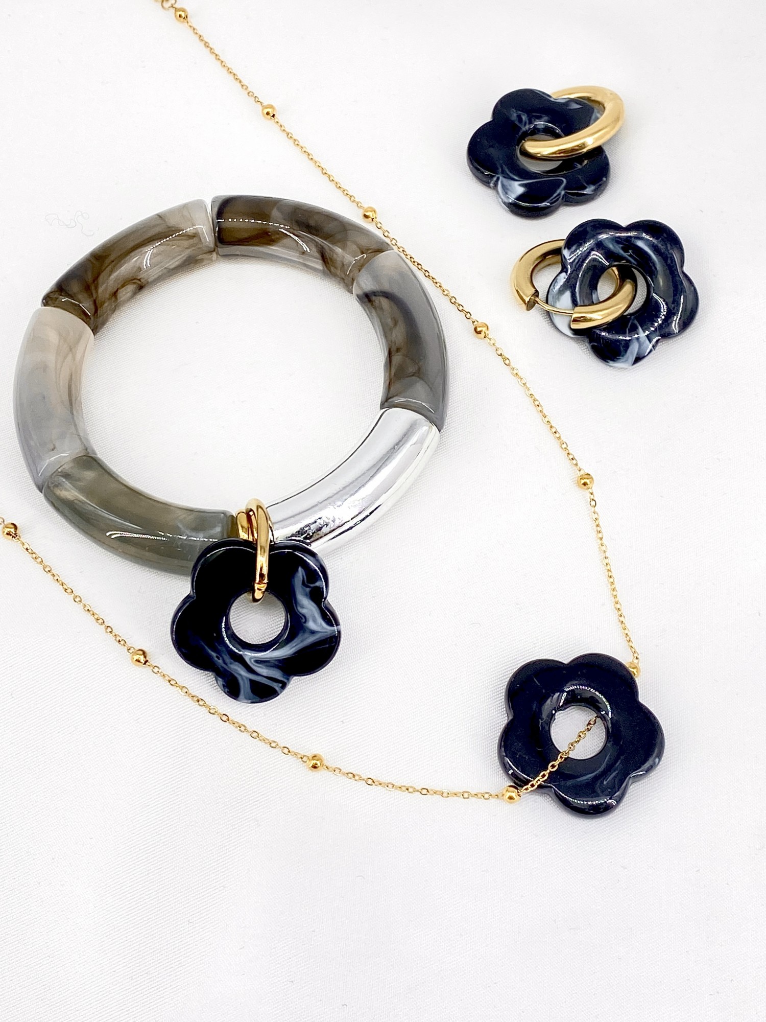 PARURE105-5-18