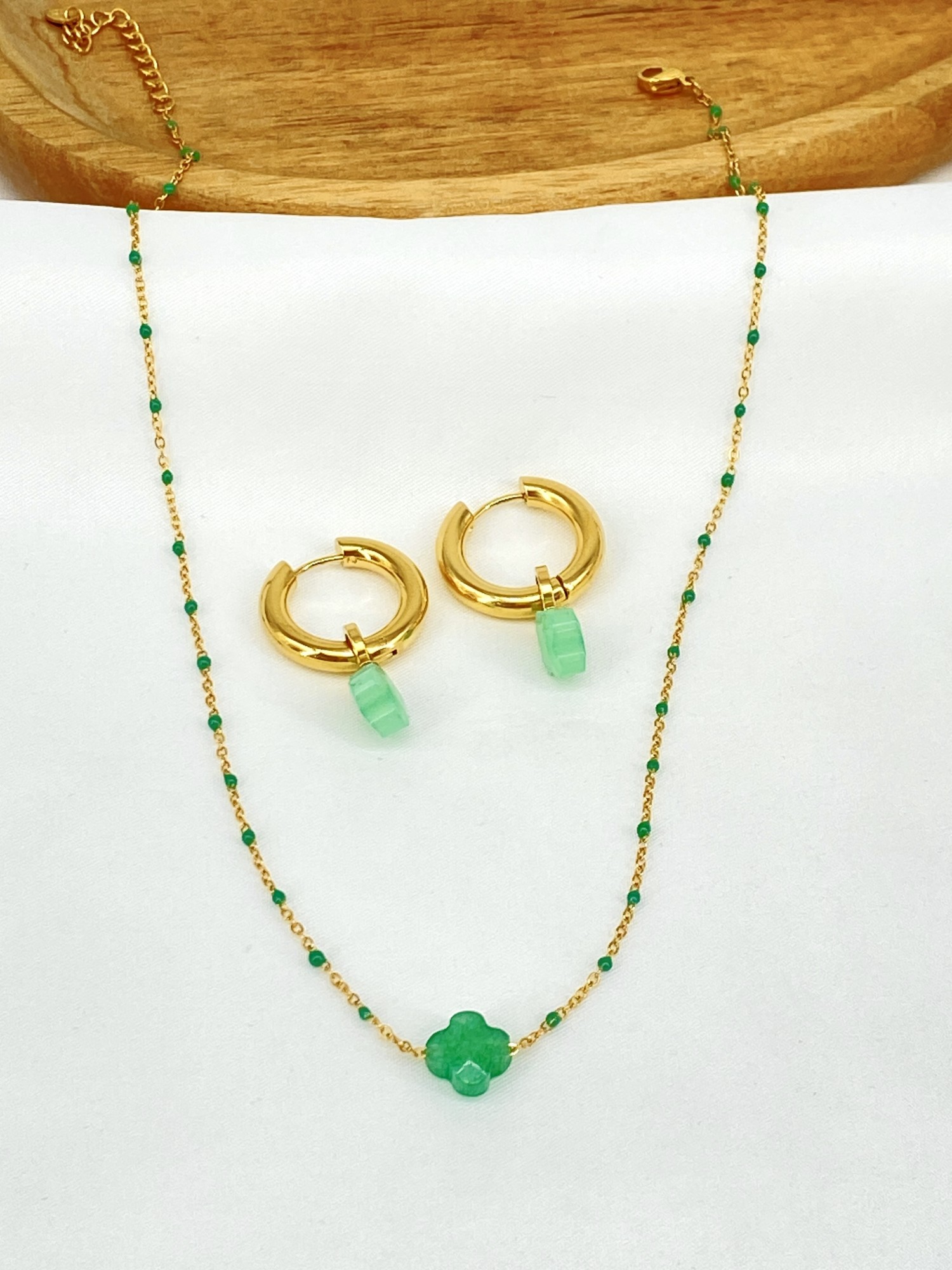 PARURE84-6